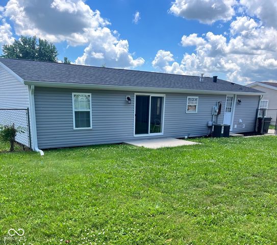 4712 Autumn Ridge Drive, Columbus, IN 47203