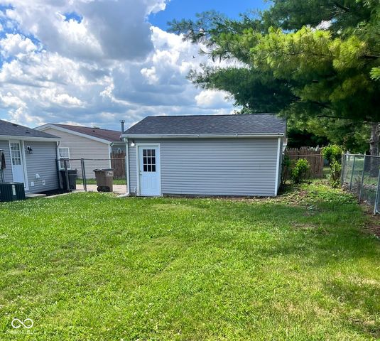 4712 Autumn Ridge Drive, Columbus, IN 47203