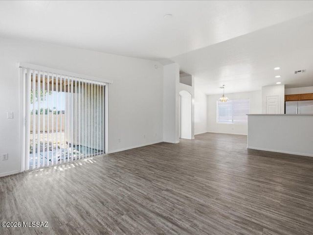 5180 S Via Noche Buena, Tucson, AZ 85706
