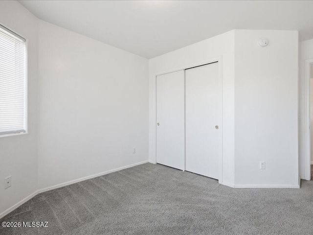 5180 S Via Noche Buena, Tucson, AZ 85706