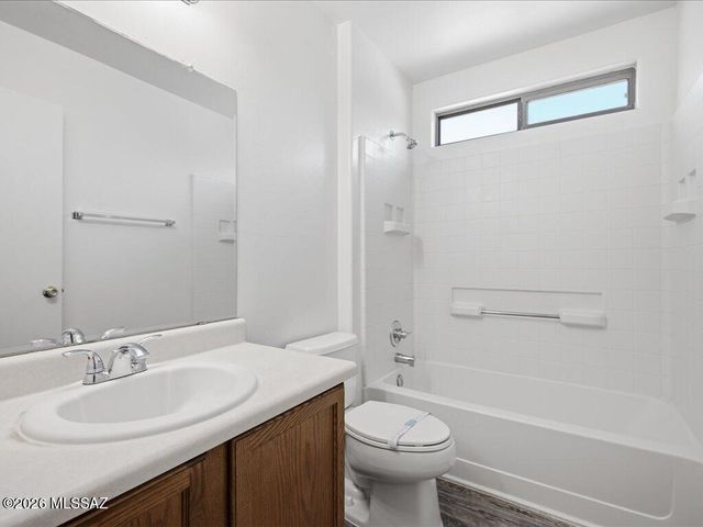 5180 S Via Noche Buena, Tucson, AZ 85706