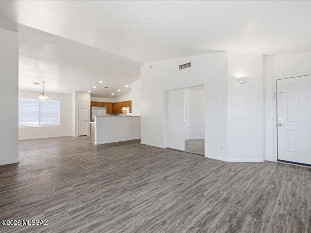 5180 S Via Noche Buena, Tucson, AZ 85706