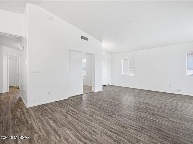 5180 S Via Noche Buena, Tucson, AZ 85706