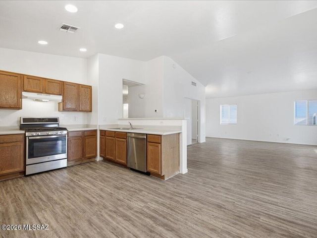 5180 S Via Noche Buena, Tucson, AZ 85706