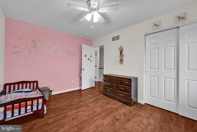 387 ONEIDA DR, Reading, PA 19608