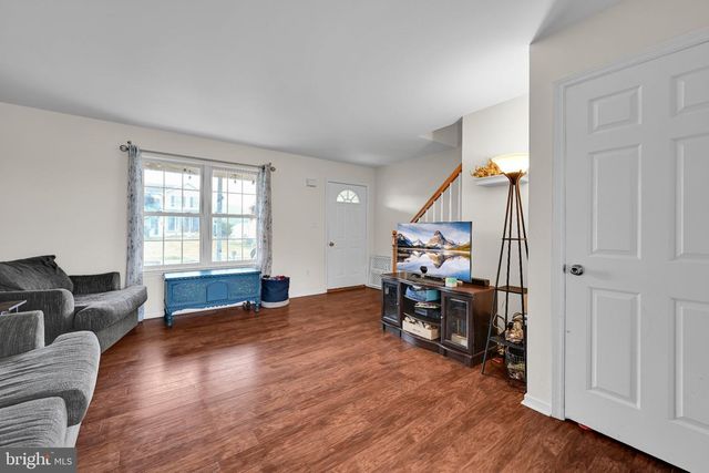 387 ONEIDA DR, Reading, PA 19608