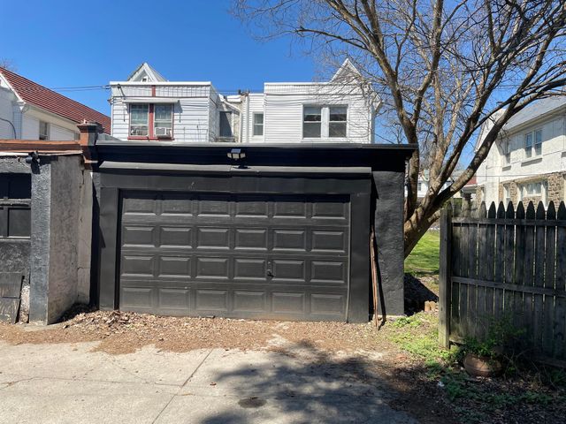 826 E DORSET ST, Philadelphia, PA 19119