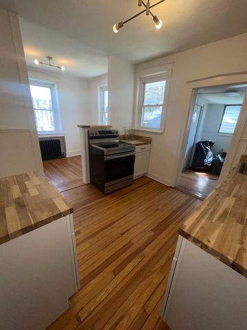826 E DORSET ST, Philadelphia, PA 19119
