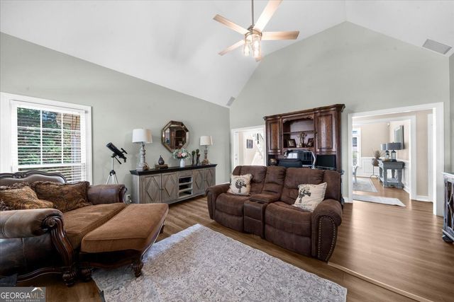 2638 Waters Edge Drive, Gainesville, GA 30504