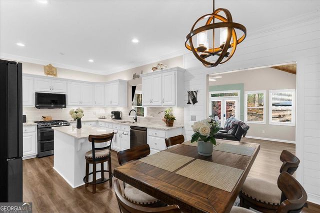 2638 Waters Edge Drive, Gainesville, GA 30504