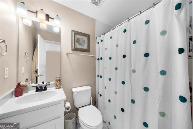 2638 Waters Edge Drive, Gainesville, GA 30504
