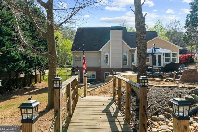 2638 Waters Edge Drive, Gainesville, GA 30504
