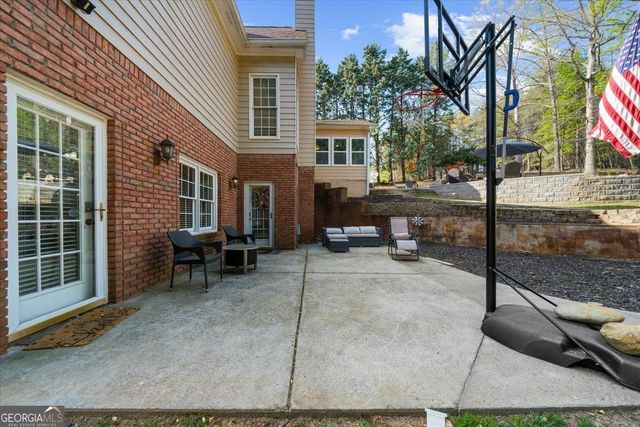 2638 Waters Edge Drive, Gainesville, GA 30504