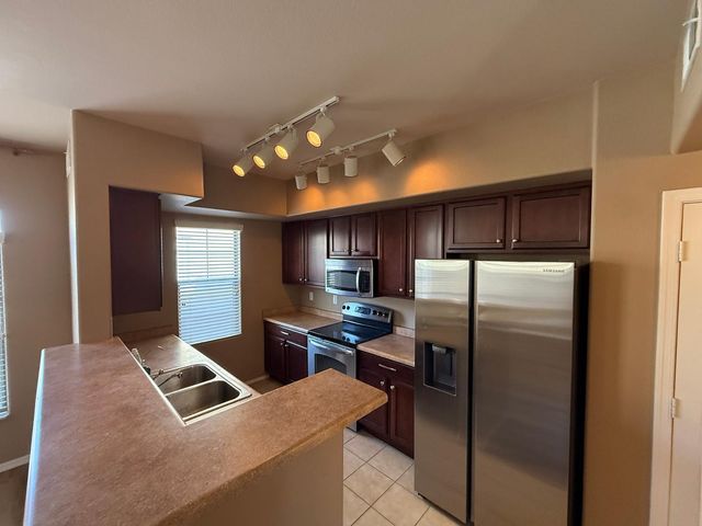 900 S 94th Street Apt 1089, Chandler, AZ 85224