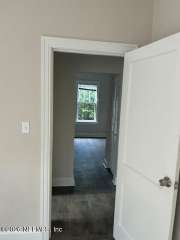 678 IVY Street, Jacksonville, FL 32206