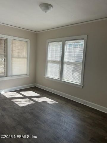 678 IVY Street, Jacksonville, FL 32206