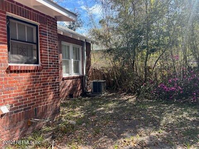 678 IVY Street, Jacksonville, FL 32206