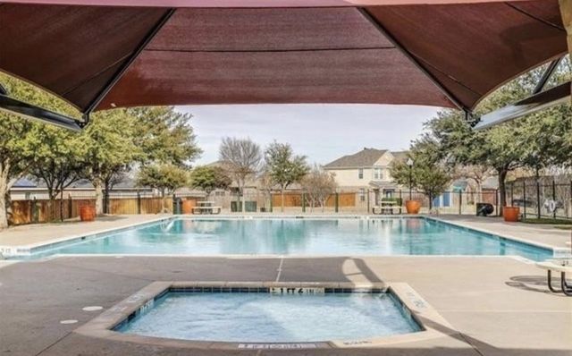425 Iron Ore Trail, Fort Worth, TX 76131