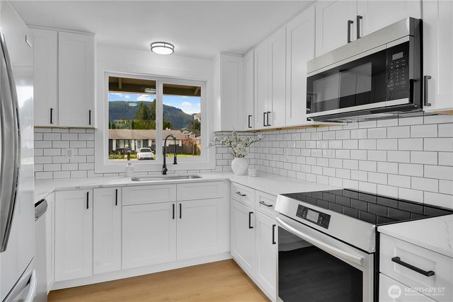 1006 Fidalgo Street, Sedro Woolley, WA 98284