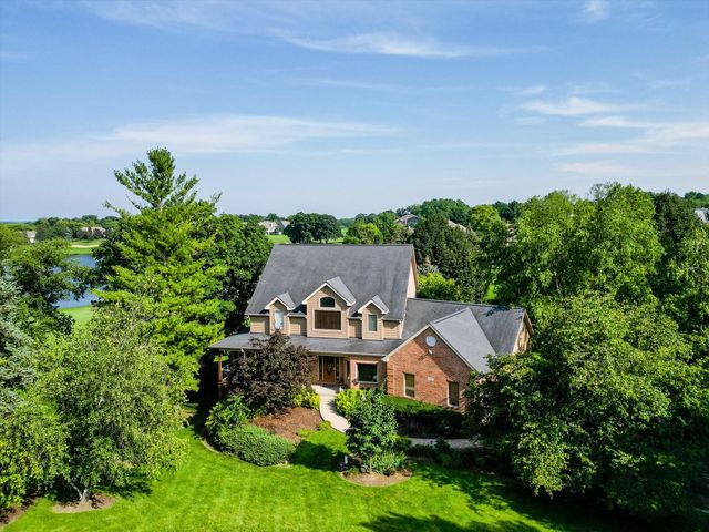 4 Bernay Court, Cary, IL 60013