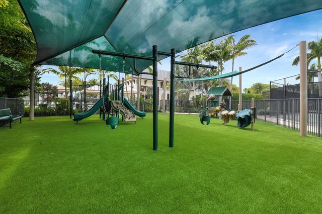 2702 NW 71st Boulevard, Boca Raton, FL 33496