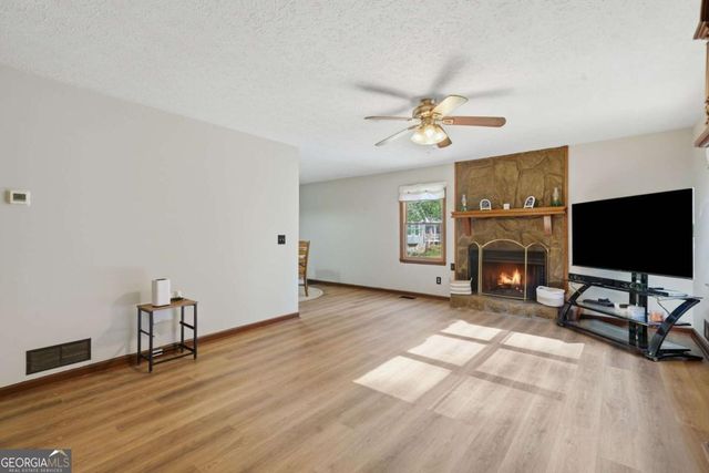 190 Lori Lane, Canton, GA 30114