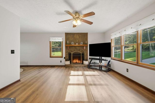 190 Lori Lane, Canton, GA 30114