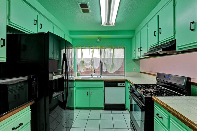 623 W Indigo Street, Compton, CA 90220