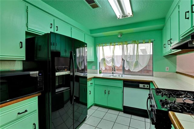 623 W Indigo Street, Compton, CA 90220