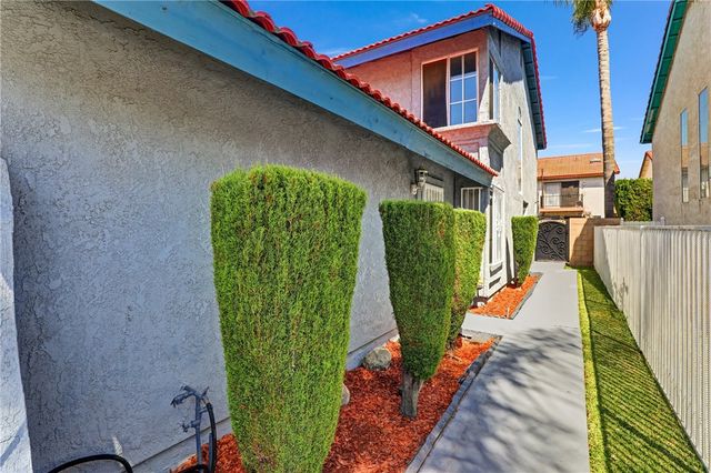 623 W Indigo Street, Compton, CA 90220