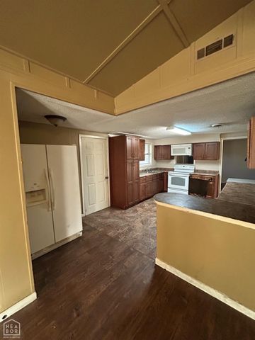 2800 Fred Street, Jonesboro, AR 72401