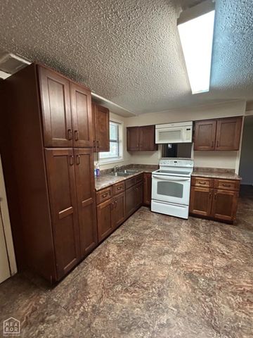 2800 Fred Street, Jonesboro, AR 72401