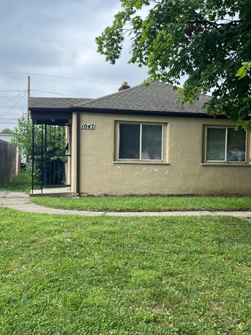 1045 Loretta Avenue, Columbus, OH 43211