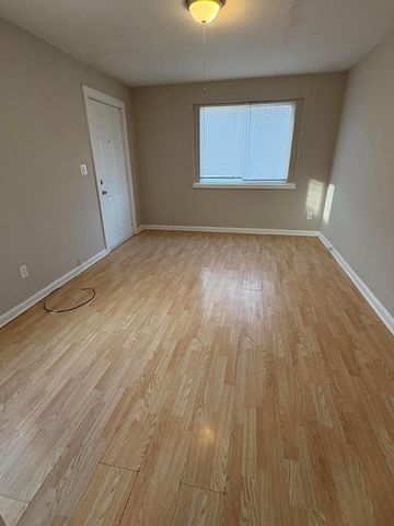 1045 Loretta Avenue, Columbus, OH 43211
