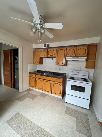 1045 Loretta Avenue, Columbus, OH 43211