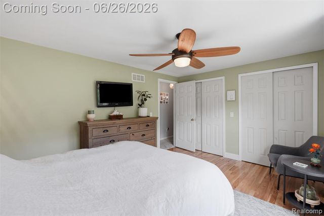 60569 Town Square Street, New Hudson, MI 48165