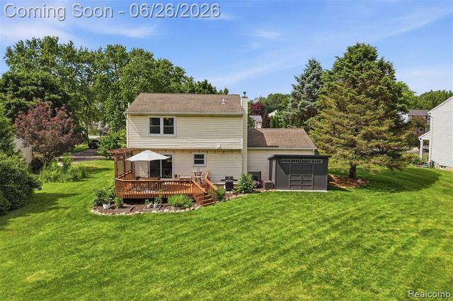 60569 Town Square Street, New Hudson, MI 48165