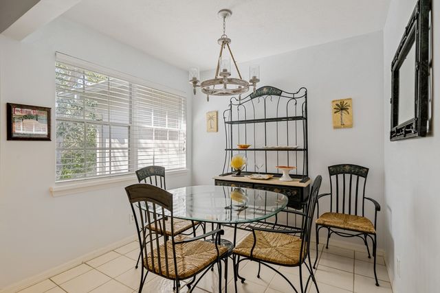 1295 Winding Oaks Circle 807, Vero Beach, FL 32963