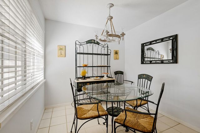 1295 Winding Oaks Circle 807, Vero Beach, FL 32963