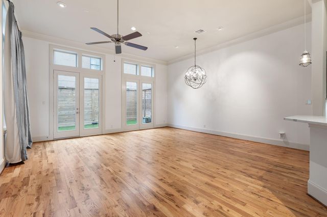 1103 Summer Street, Houston, TX 77007