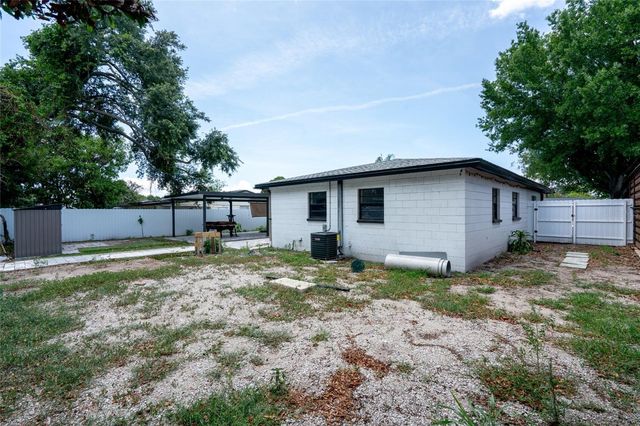 6403 AMUNDSON STREET, Tampa, FL 33634