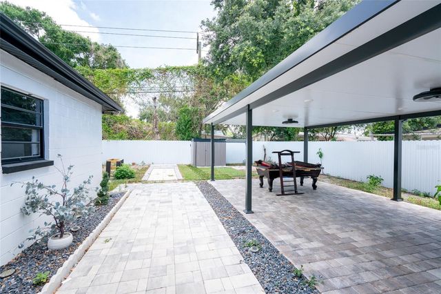 6403 AMUNDSON STREET, Tampa, FL 33634