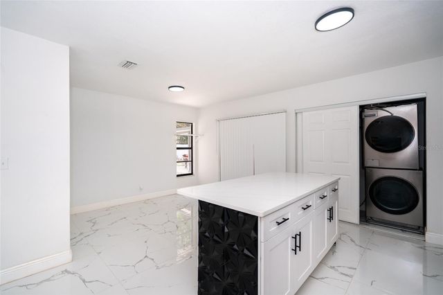 6403 AMUNDSON STREET, Tampa, FL 33634