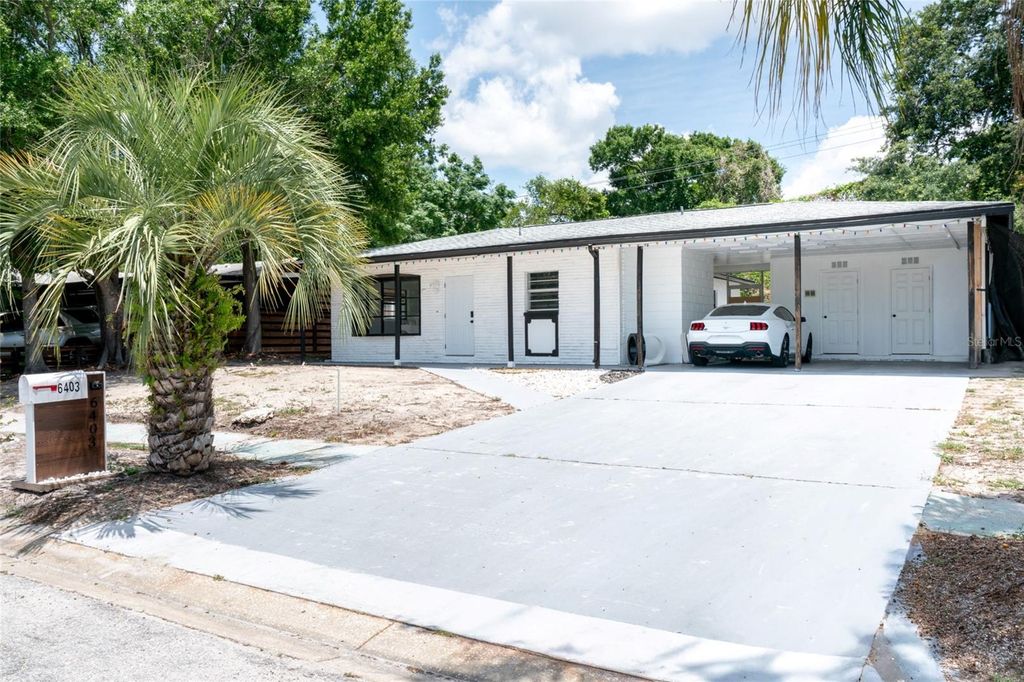 6403 AMUNDSON STREET, Tampa, FL 33634