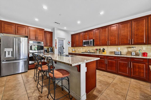 48117 London Bridge Place, Indio, CA 92201