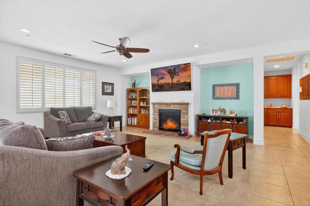 48117 London Bridge Place, Indio, CA 92201