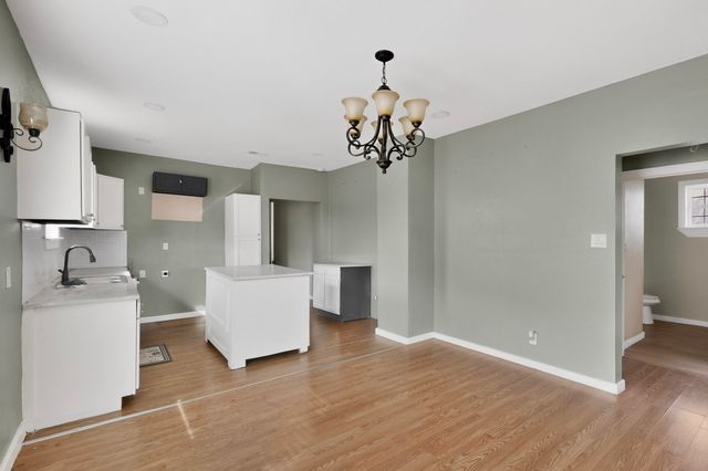 1315 E Arlington Avenue, Fort Worth, TX 76104