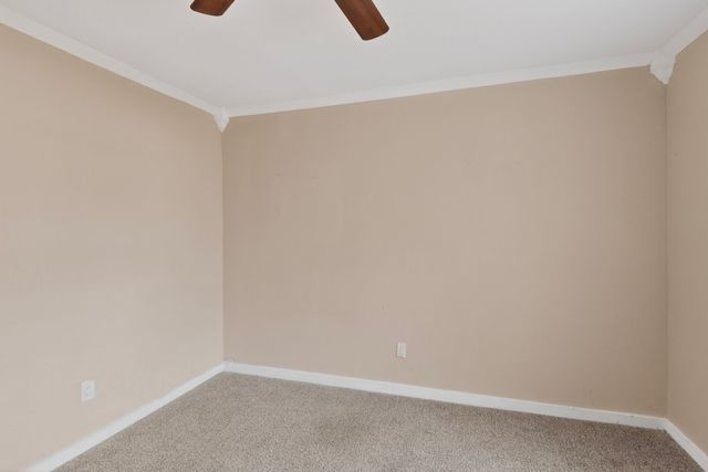 1315 E Arlington Avenue, Fort Worth, TX 76104