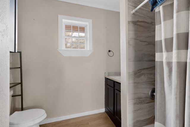 1315 E Arlington Avenue, Fort Worth, TX 76104