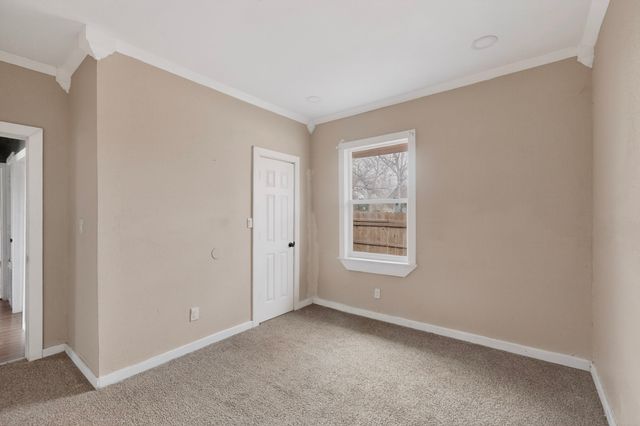 1315 E Arlington Avenue, Fort Worth, TX 76104